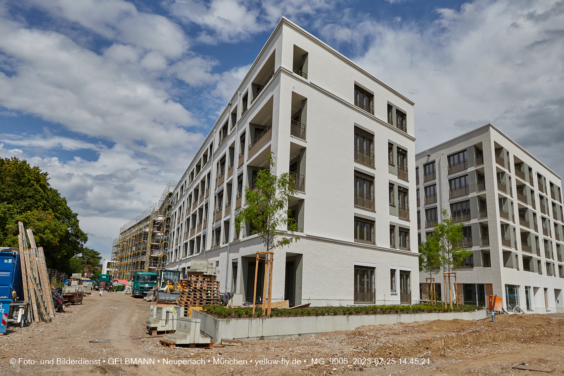 25.07.2023 - Rundgang im Alexisquartier in Neuperlach